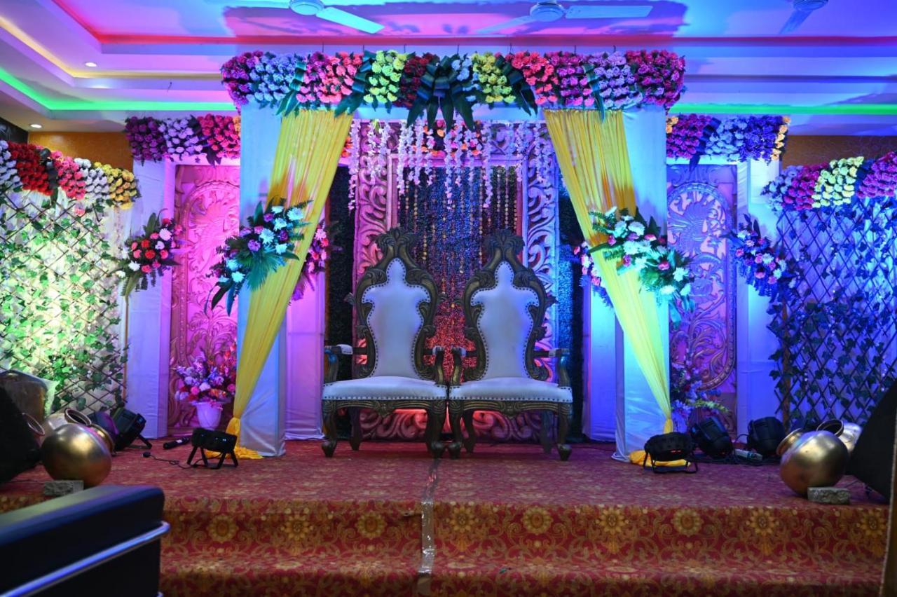 Готель Shree R.C.Vatika Motihari Екстер'єр фото